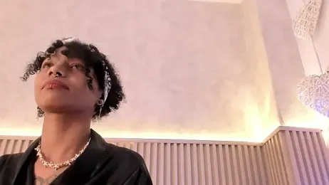 daiana_curly stripchat stream image