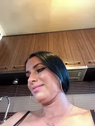 Hotmomcheckk_ stripchat stream image