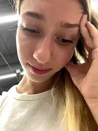 Lia__Love stripchat stream image