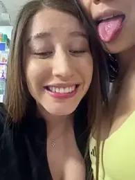 roouse stripchat stream image