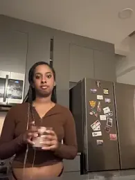 Your_Paris stripchat stream image