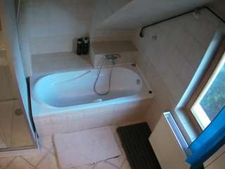 voyeurcam-julmodels-bath-2nd-1 camsoda stream image