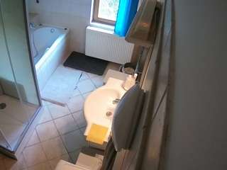 voyeurcam-julmodels-bath-2nd-2 camsoda stream image, 07.08.2025 18:00