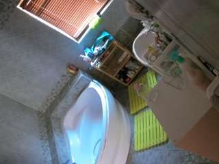 voyeurcam-julmodels-bath-1st-2 camsoda stream image