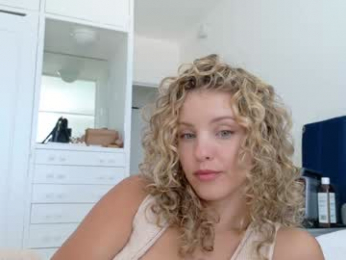 theislandgirl chaturbate stream image