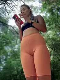 LetsFunKARINA stripchat stream image