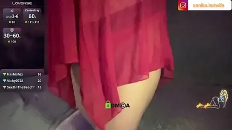 CharmingTania stripchat stream image