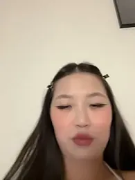 Aiko_Yumi stripchat stream image