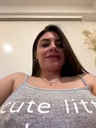 alicee16 stripchat stream image