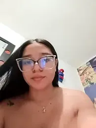 -VICKKY stripchat stream image