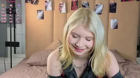 DaisyElmers stripchat stream image