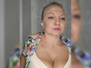 Anesteishen bongacams stream image