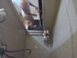 voyeurcam-baileybase-shower camsoda stream image