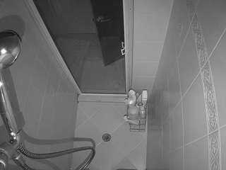 voyeurcam-baileybase-shower camsoda stream image