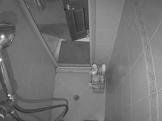 voyeurcam-baileybase-shower camsoda stream image