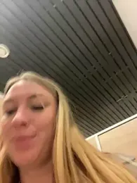 Sweet___Emily stripchat stream image