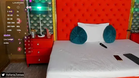 VallerieJones stripchat stream image