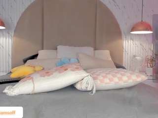 emmawilliams1 camsoda stream image