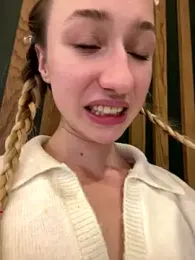 Lia__Love stripchat stream image