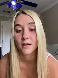 Kaylayoung12 stripchat stream image