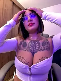 Rae_Lil_White stripchat stream image