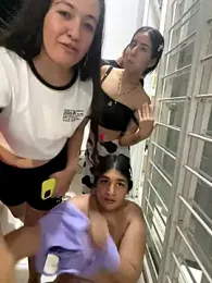 royalgirls_x stripchat stream image