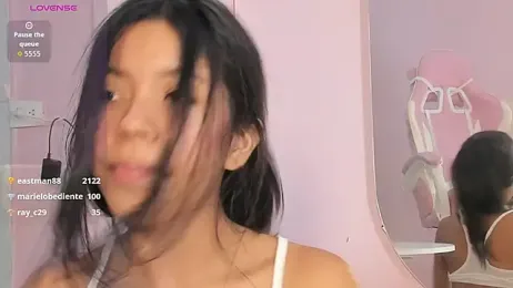 emily_sweett24 stripchat stream image