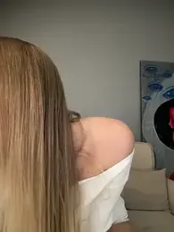 MariaTull stripchat stream image