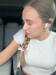 lunagirl13 stripchat stream image