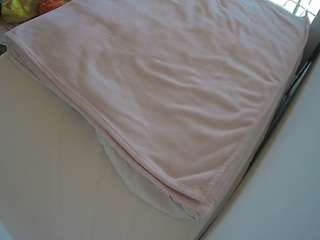 voyeurcam-julmodels-whitebed-1 camsoda stream image