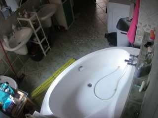 voyeurcam-julmodels-bath-1st-1 camsoda stream image