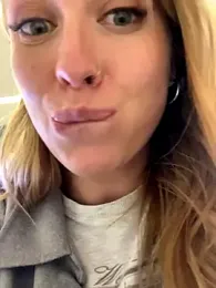 Sweet___Emily stripchat stream image