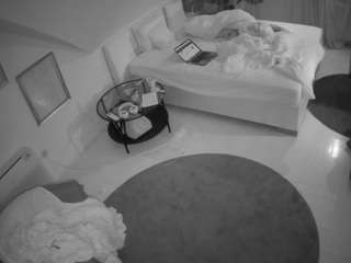 voyeurcam-julmodels-whitebed-4 camsoda stream image