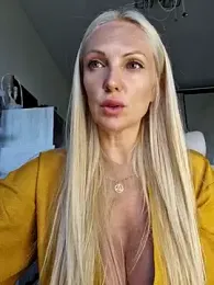 Monna stripchat stream image