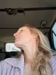 GoldenFlameGoddess stripchat stream image