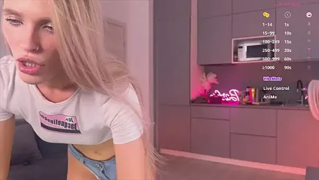 mikkixmeow stripchat stream image