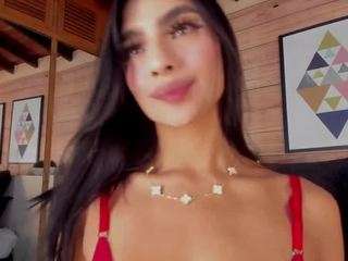 izzywild camsoda stream image