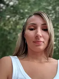 LetsFunKARINA stripchat stream image