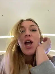 Sweet___Emily stripchat stream image