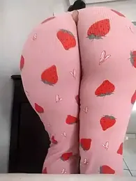 Dalou3a-69 stripchat stream image