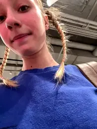 Lia__Love stripchat stream image