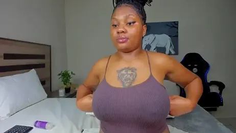 Renee-18 stripchat stream image