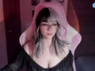 emilyhick camsoda stream image