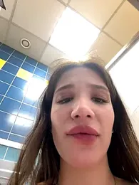 shy_priincess stripchat stream image