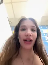 shy_priincess stripchat stream image