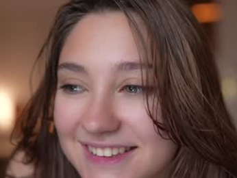 mia_dynasty chaturbate stream image