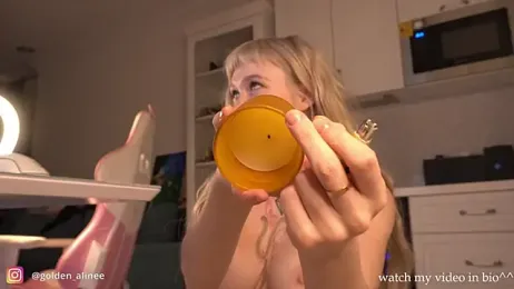 Golden_Aline stripchat stream image