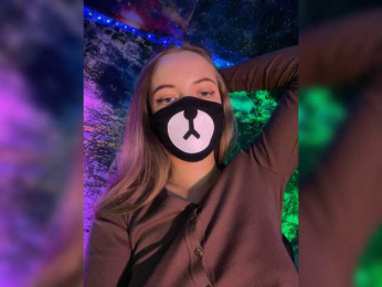 -Summer- bongacams stream image