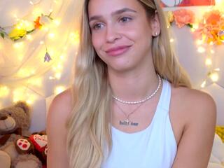 Maci Reynolds flirt4free stream image