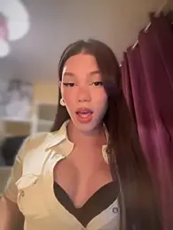 Carlita_cute stripchat stream image